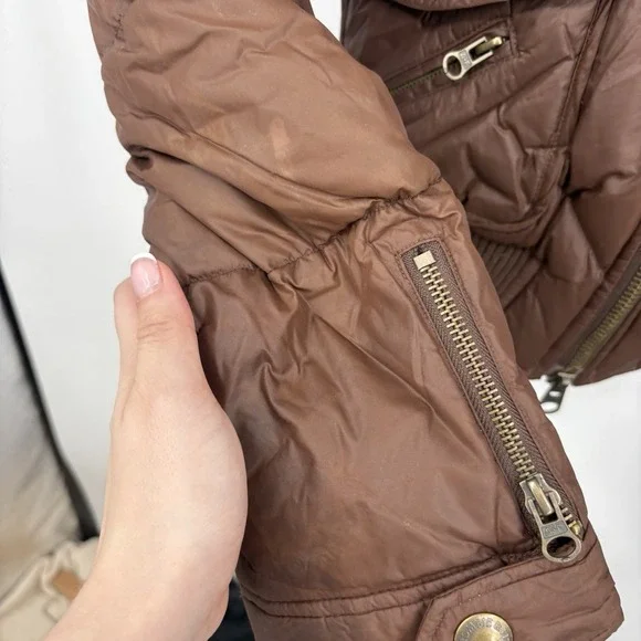 Vintage Abercrombie & Fitch Puffer Jacket Medium Down Cropped Faux Fur Hood Y2K